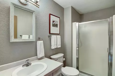 Bath - 205 4th Grant Blvd E, Wabasha, MN 55981 photo 1 of 4