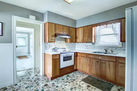Kitchen - 205 4th Grant Blvd E, Wabasha, MN 55981 photo 1 of 4