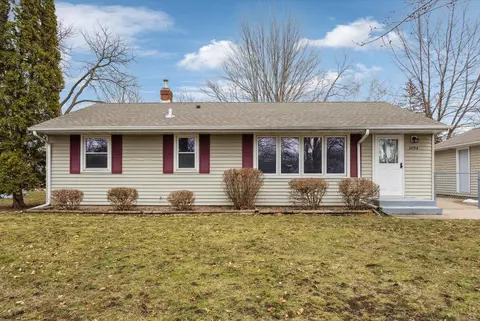 3794 Howard Ave, White Bear Lake, MN 55110