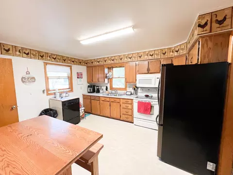 634 Kentucky Ave, Adrian, MN 56110 photo 7