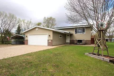 12171 Aetna Ave NE, Monticello, MN 55362