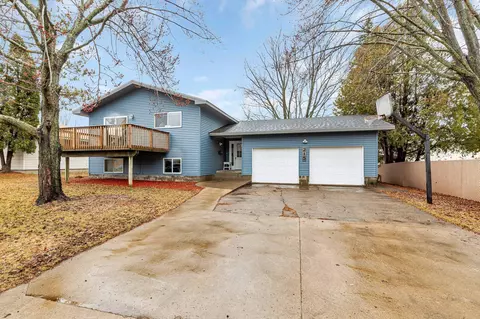 215 1st Ave SW, Aitkin, MN 56431