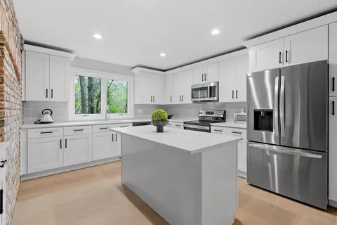 5425 Benton Ave, Edina, MN 55436