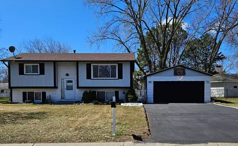 6541 Edgewood Ave N, Brooklyn Park, MN 55428