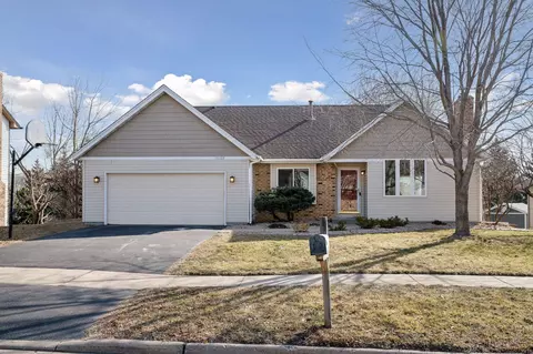 15109 Chicago Ave, Burnsville, MN 55306