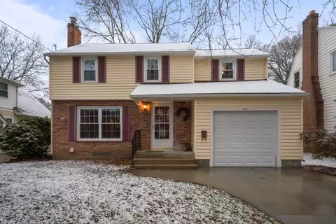 827 7th Ave SW, Rochester, MN 55902