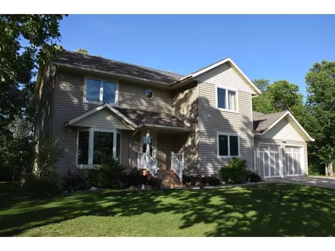 616 Robin Ln SW, Bemidji, MN 56601