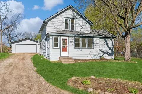 117 3rd St S, Waverly, MN 55390