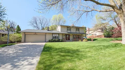 2401 E 125th St, Burnsville, MN 55337
