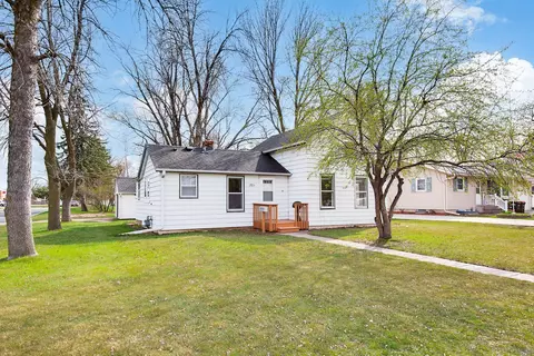 201 14th St W, Hastings, MN 55033