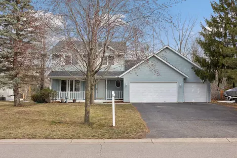 13884 55th St N, Oak Park Heights, MN 55082