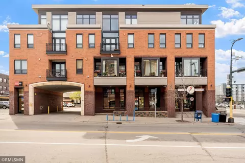 9 W Franklin Ave #206, Minneapolis, MN 55404