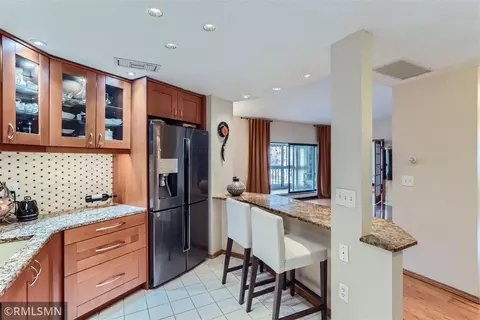2265 Youngman Ave #302E, Saint Paul, MN 55116