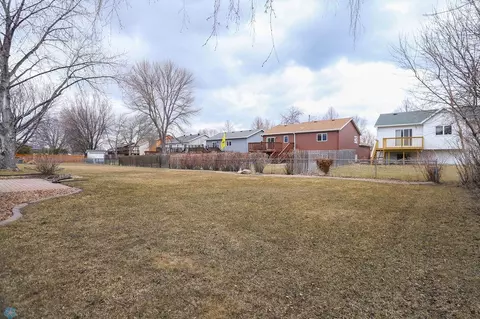 1601 30th Ave S, Fargo, ND 58103 photo 21