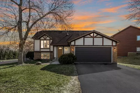 16508 Joplin Path, Lakeville, MN 55044