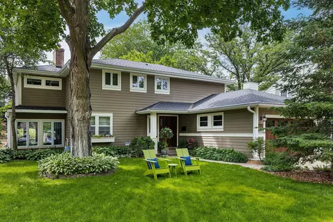 4824 Maple Rd, Edina, MN 55424