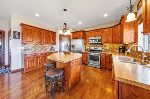 Kitchen - 153 Shoreview Dr, Elysian, MN 56028 photo 1 of 5