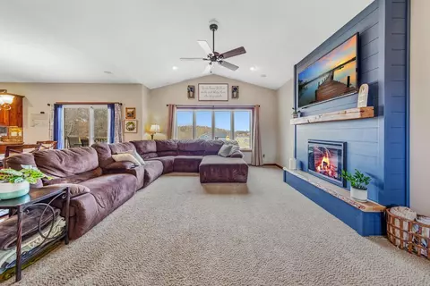 Living - 153 Shoreview Dr, Elysian, MN 56028 photo 2 of 6