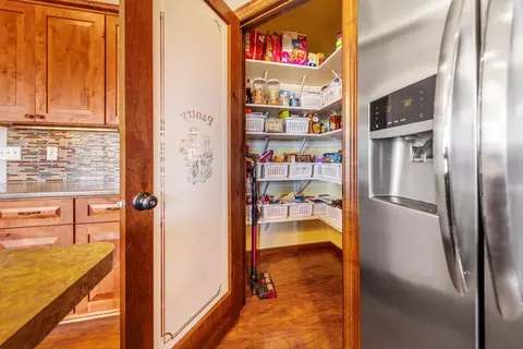Kitchen - 153 Shoreview Dr, Elysian, MN 56028 photo 4 of 5