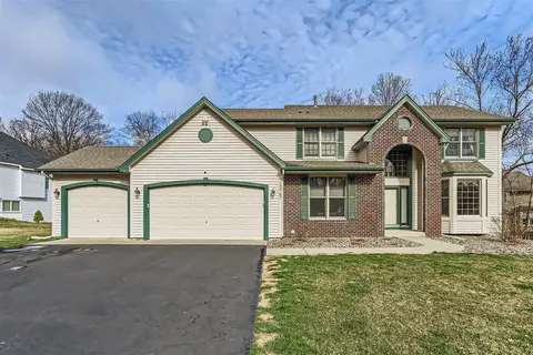 13787 Elkhart Rd, Apple Valley, MN 55124