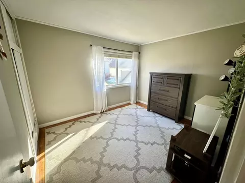 402 N 5th St, Marshall, MN 56258 photo 5