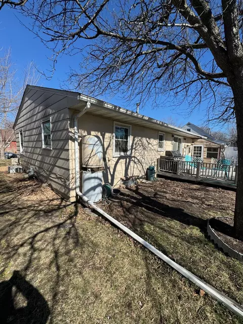509 N 4th St, Saint Peter, MN 56082 photo 4