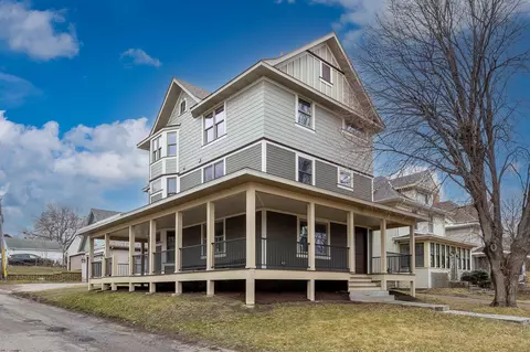 225 Lexington Pkwy N, Saint Paul, MN 55104