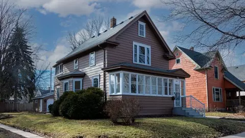 308 Page St W, Saint Paul, MN 55107
