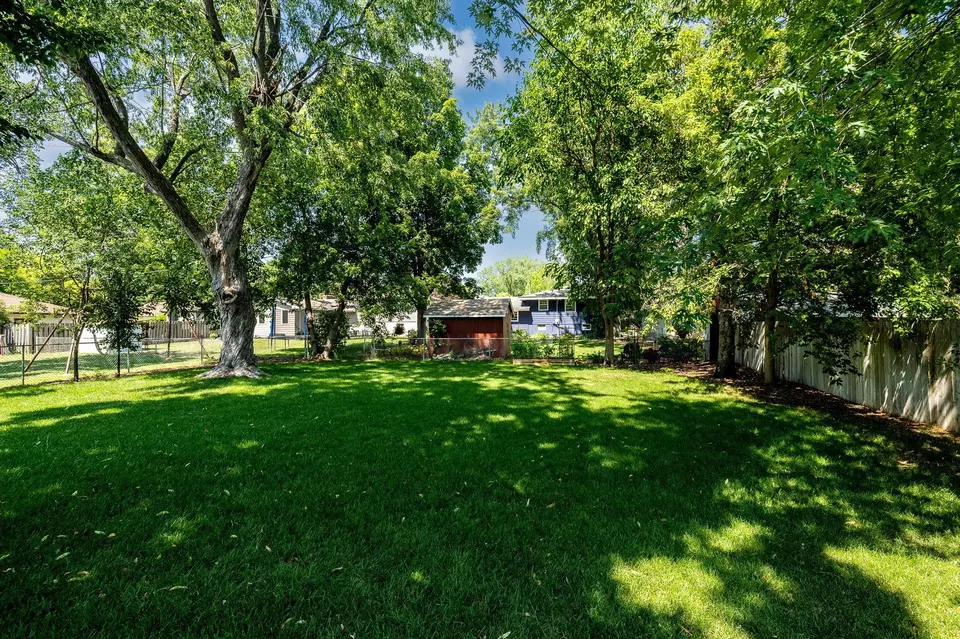 Exterior - 7640 W 14th St, Saint Louis Park, MN 55426 photo 5 of 8