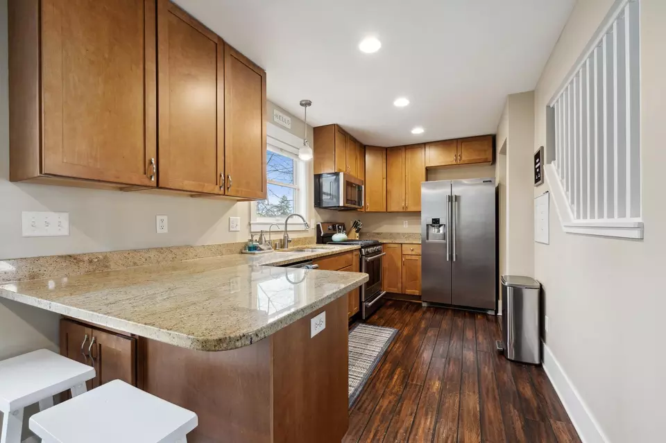 Kitchen - 7640 W 14th St, Saint Louis Park, MN 55426 photo 2 of 5