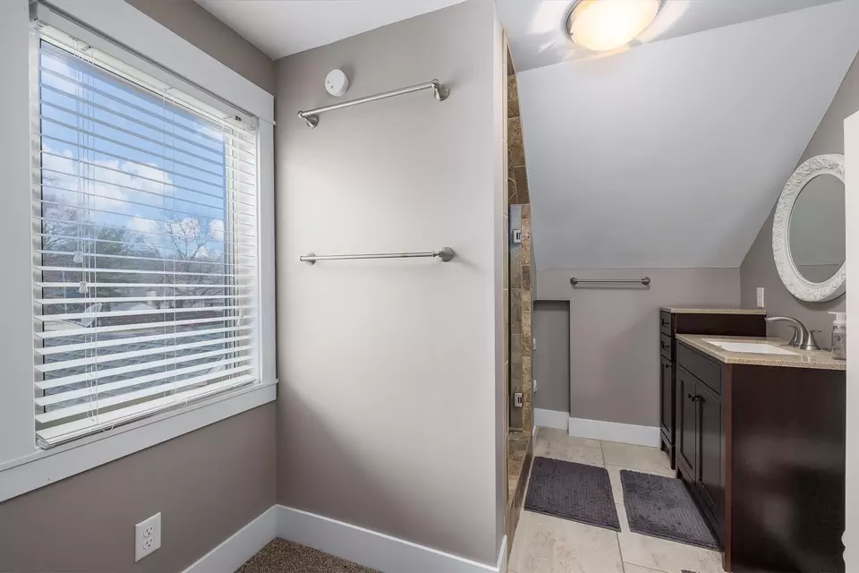 Bath - 7640 W 14th St, Saint Louis Park, MN 55426 photo 2 of 5