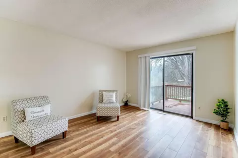 3505 Pilgrim Ln N, Plymouth, MN 55441