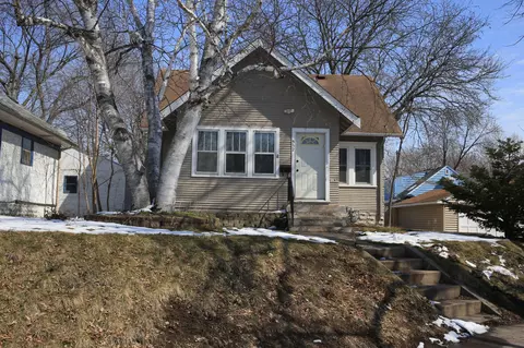 552 Gotzian St, Saint Paul, MN 55106