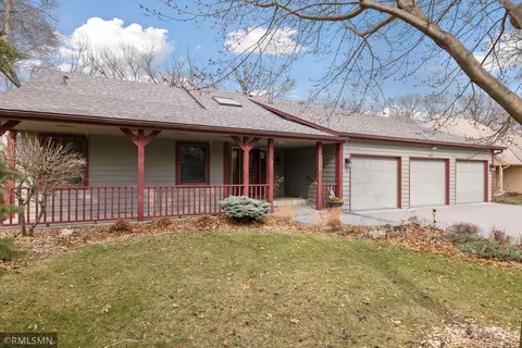 965 Lawnview Ave, Shoreview, MN 55126