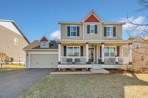 1872 Green Ash Dr, Carver, MN 55315