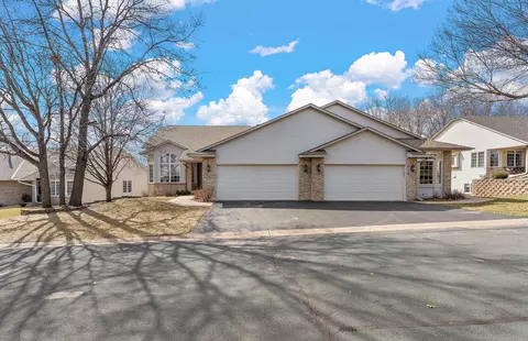 12771 Falcon Dr, Apple Valley, MN 55124