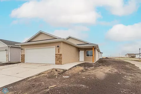 6782 68 St S, Horace, ND 58047