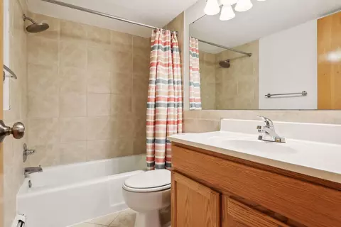 4542 Cedar Lake Rd S #4, Saint Louis Park, MN 55416