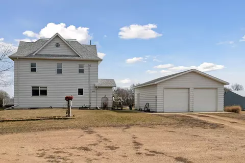 17125 110th St, Norwood Young America, MN 55397