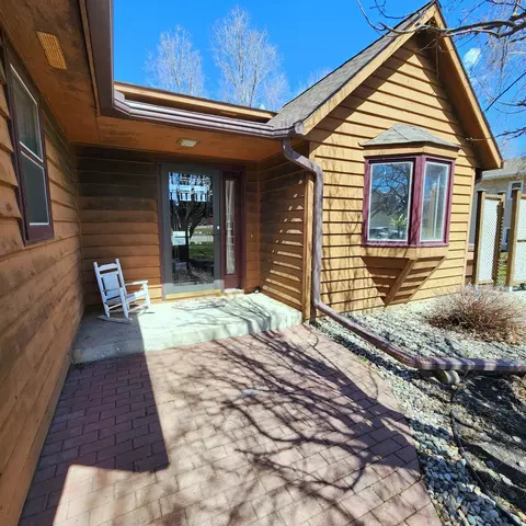 Exterior - 2708 13th Ave NW, Willmar, MN 56201 photo 3 of 12