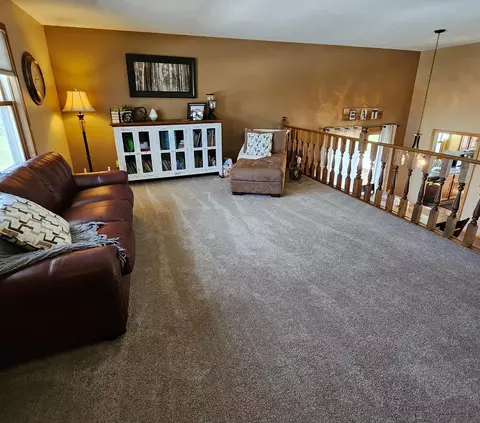 Living - 2708 13th Ave NW, Willmar, MN 56201 photo 2 of 8