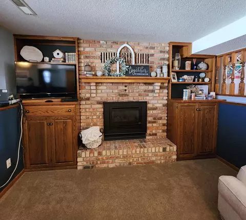 Living - 2708 13th Ave NW, Willmar, MN 56201 photo 7 of 8
