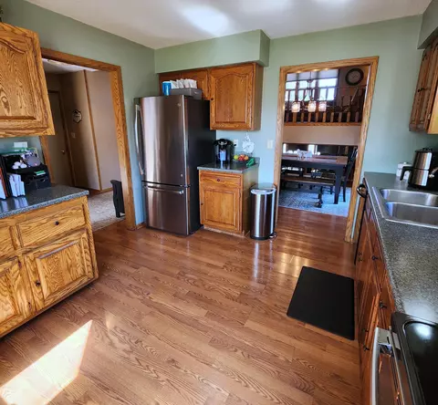 Kitchen - 2708 13th Ave NW, Willmar, MN 56201 photo 3 of 4