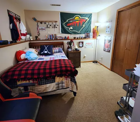 Bedroom - 2708 13th Ave NW, Willmar, MN 56201 photo 6 of 6