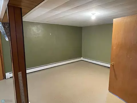 Bedroom - 1846 210th St, Hendrum, MN 56550 photo 6 of 6