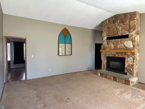 Living - 1846 210th St, Hendrum, MN 56550 photo 4 of 9