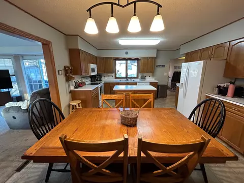 243 E Dahlstrom Ave, Appleton, MN 56208 photo 11