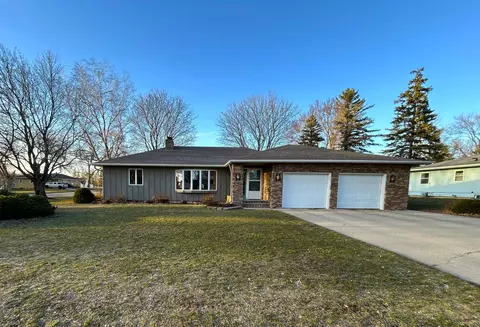 243 E Dahlstrom Ave, Appleton, MN 56208 photo 2
