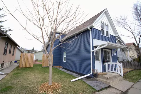 228 1st Ave S, South Saint Paul, MN 55075