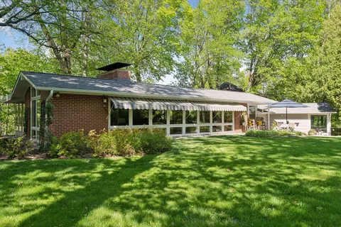 4710 Manitou Rd, Tonka Bay, MN 55331